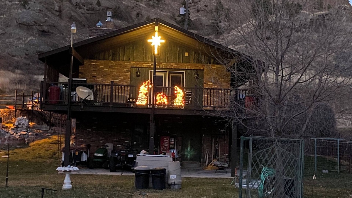 Cascade House | Fly Fishing & Relaxing along the Missouri River/Big Belt Mountains of Montana.