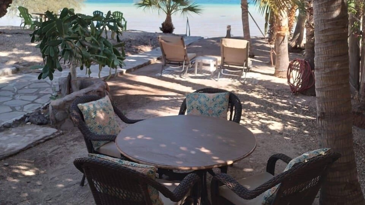 Mulege House | Fly to Loreto, Beach front,4 bdr, 3 king suites! Coyote Beach, Concepcion Bay