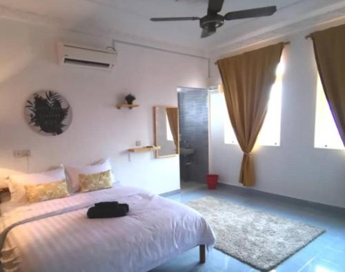 Kampung Padang Midin House | FnR Homestay A (1st Floor)