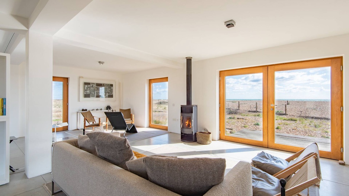 Dungeness House | Fog Signal Building, Dungeness by Bloom Stays - sleeps 2