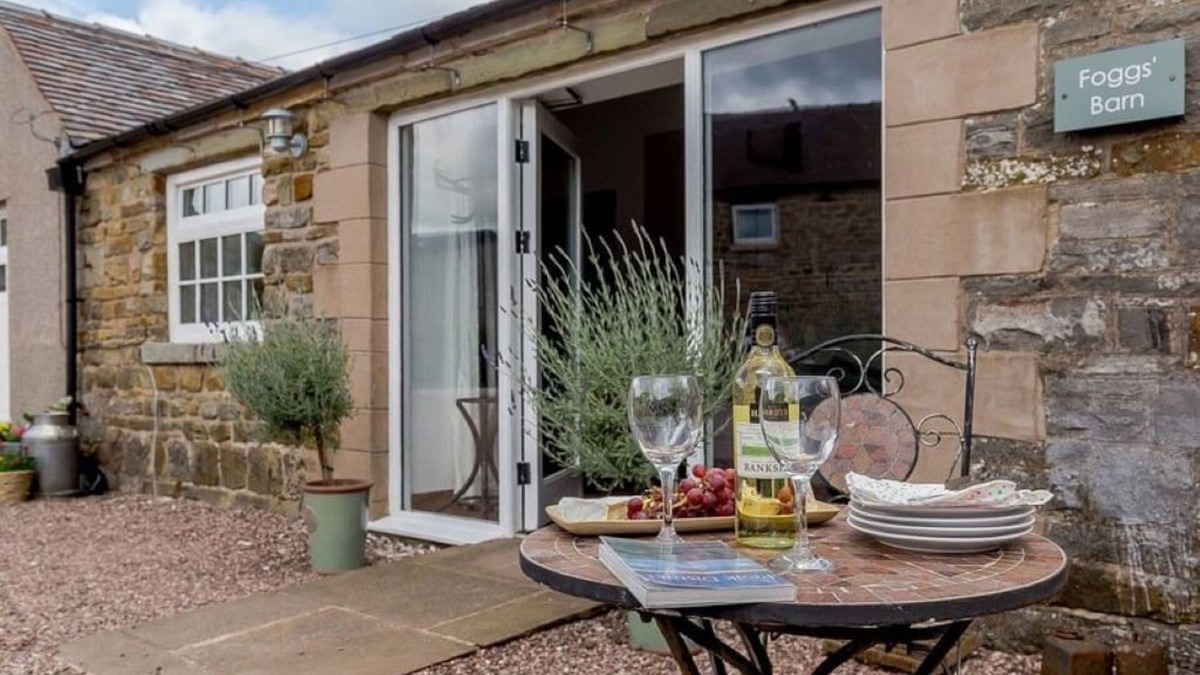 Longnor House | Foggs barn converted barn in the Peak District