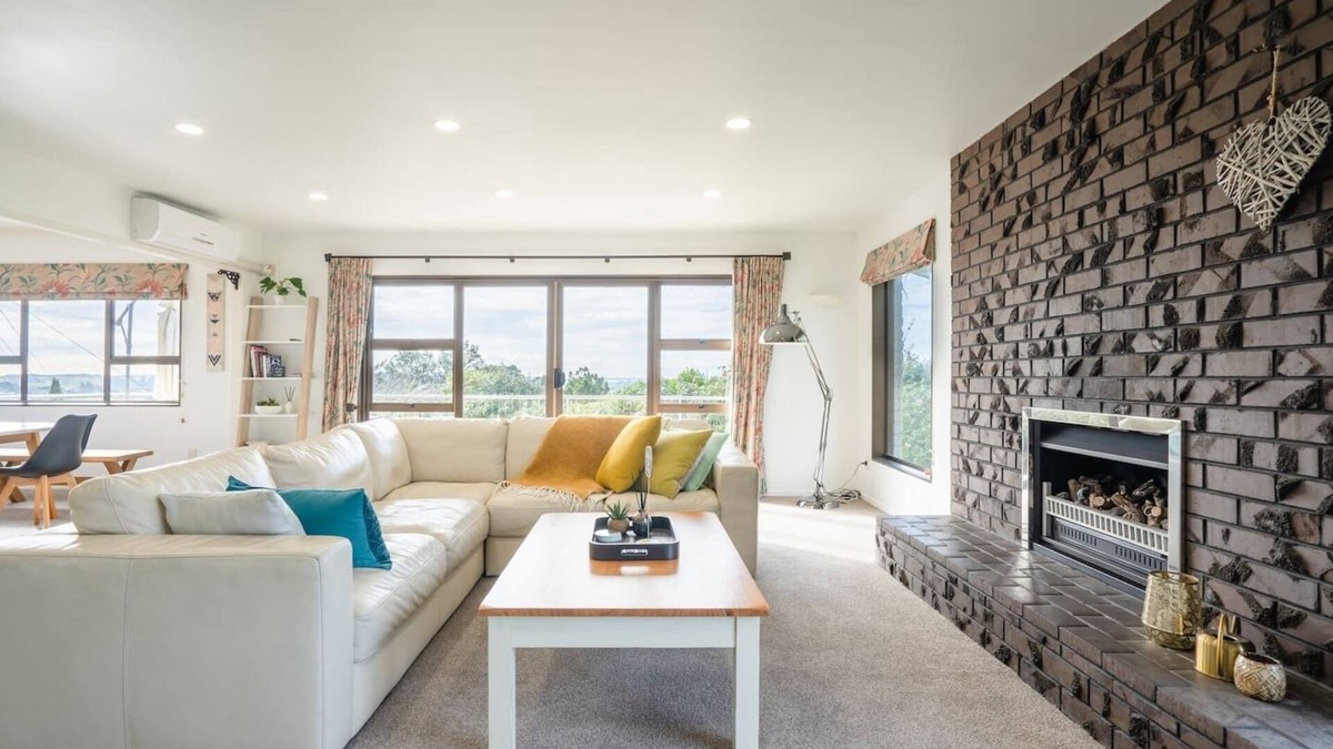 Dairy Flat House | Foley Retreat - Superior Lifestyle