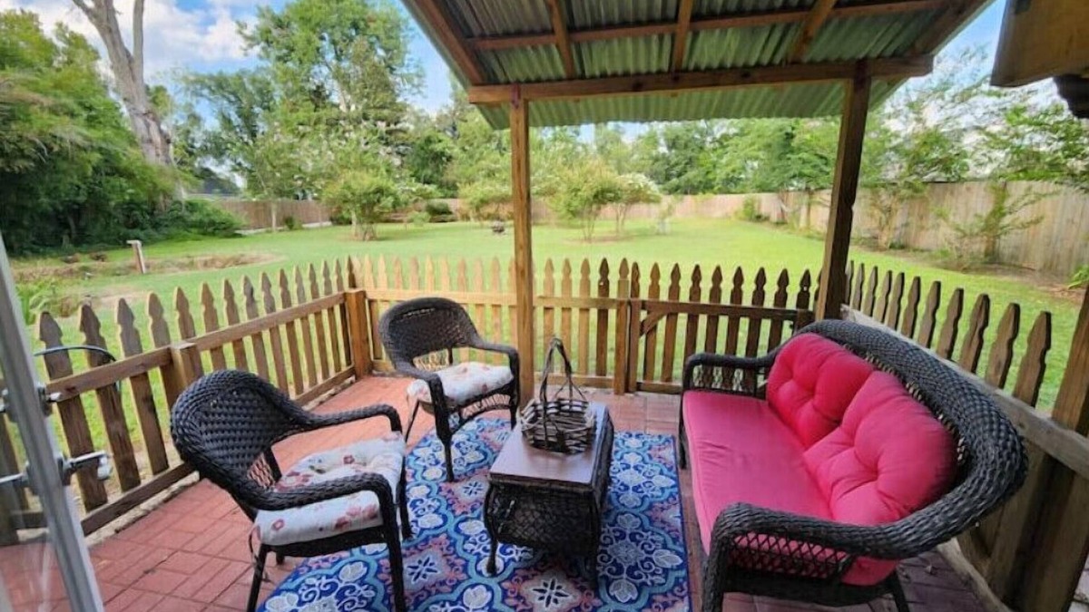 Garyville House | Folk Art Cottage