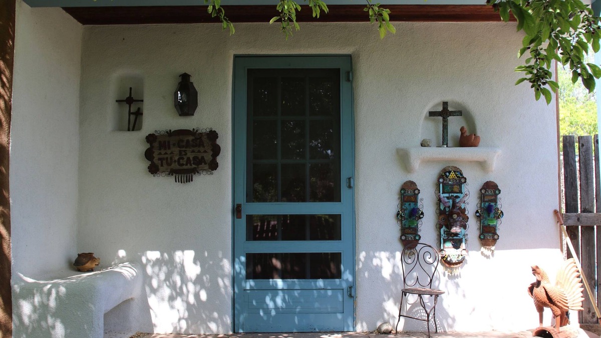 Tesuque House | Folk House - Charming Folk Art Inspired Guest House On Beautiful Tesuque Estate