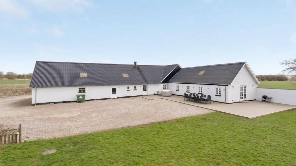 Thyholm House | "Folkar" - 3km to the inlet by Interhome
