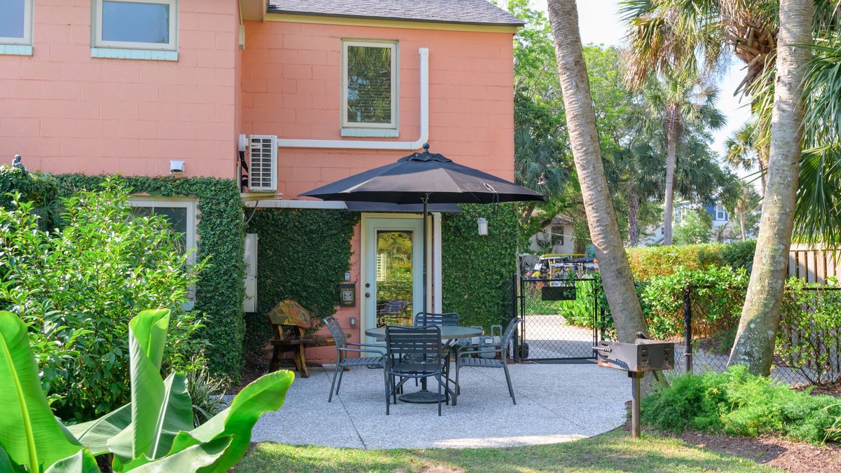 Folly Beach House | Folly Vacation 114A Townhouse near the beach, pet friendly