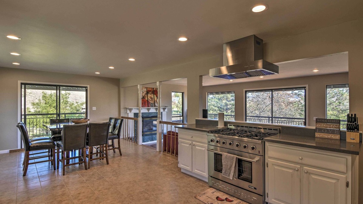 Folsom House | Folsom Lake House