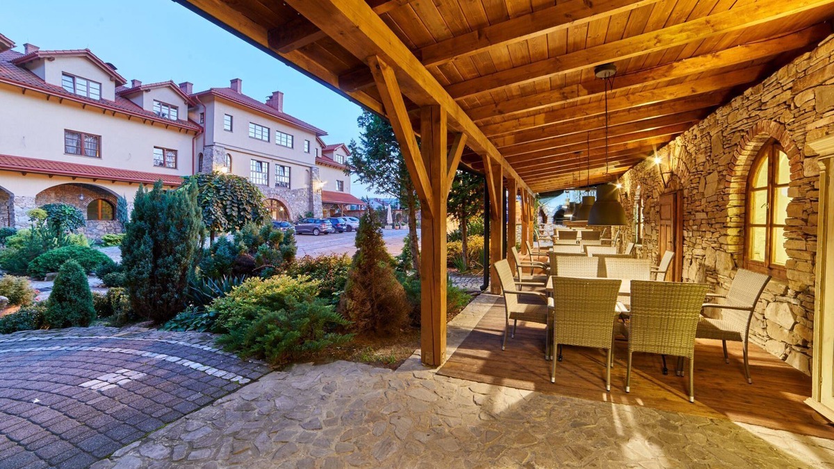 Mszana Dolna Hotel | Folwark Stara Winiarnia