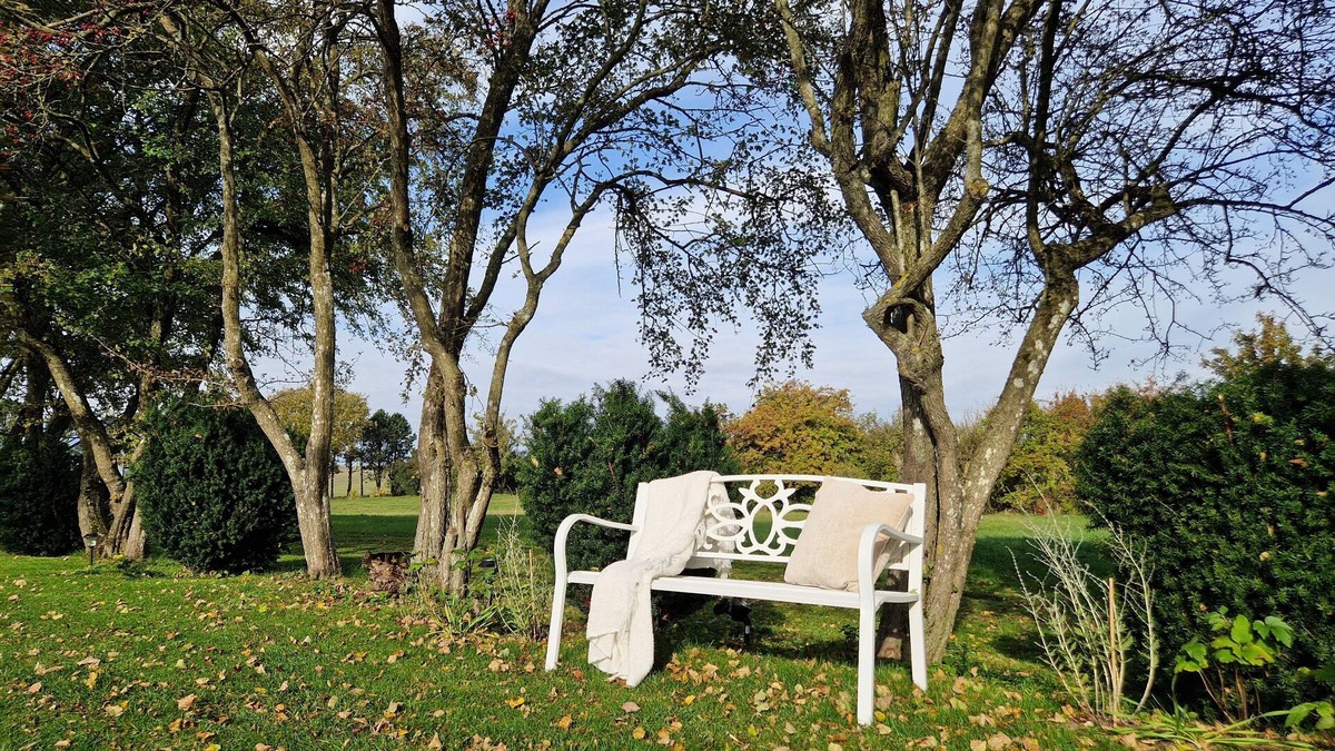 Alstad Bed & Breakfast | Fontänens Bed & Breakfast