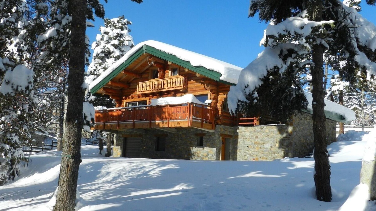 Superbolquere Ski Chalet | FONT ROMEU/PYRENEES2000 CHALET CLASS 4 * STARS ON 1200 m2 MAGNIFICENT VIEW