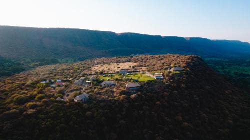 Mto wa Mbu Cabin | Foot On Africa Safari Lodge