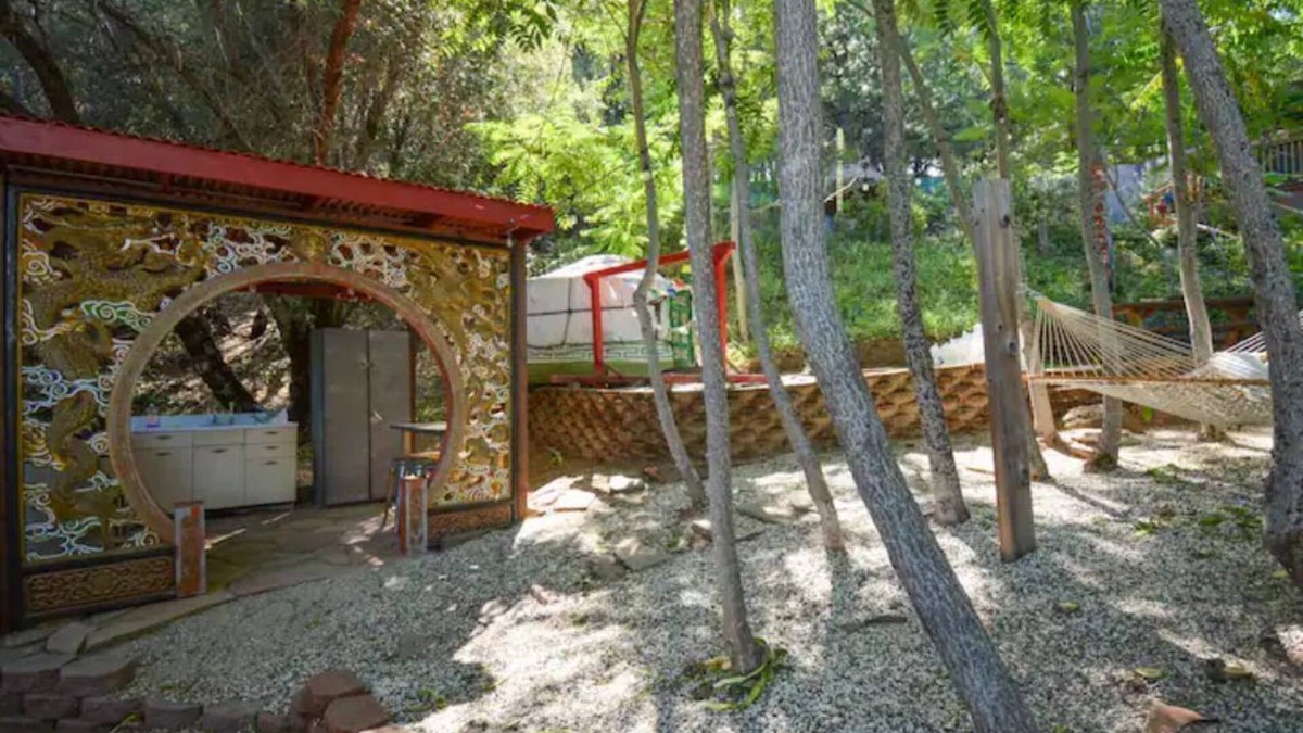 Colfax House | Foothills Yurt Glamping: Pool, Sauna & Hot Tub!