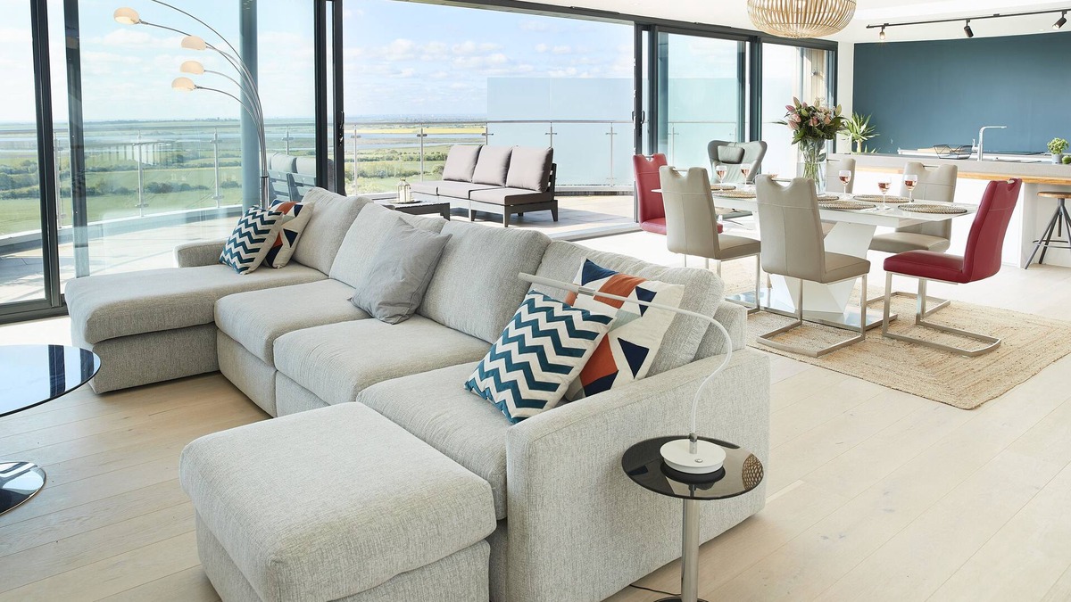 Beckingham House | For a break with a difference, how about a holiday in an award-winning landmark?