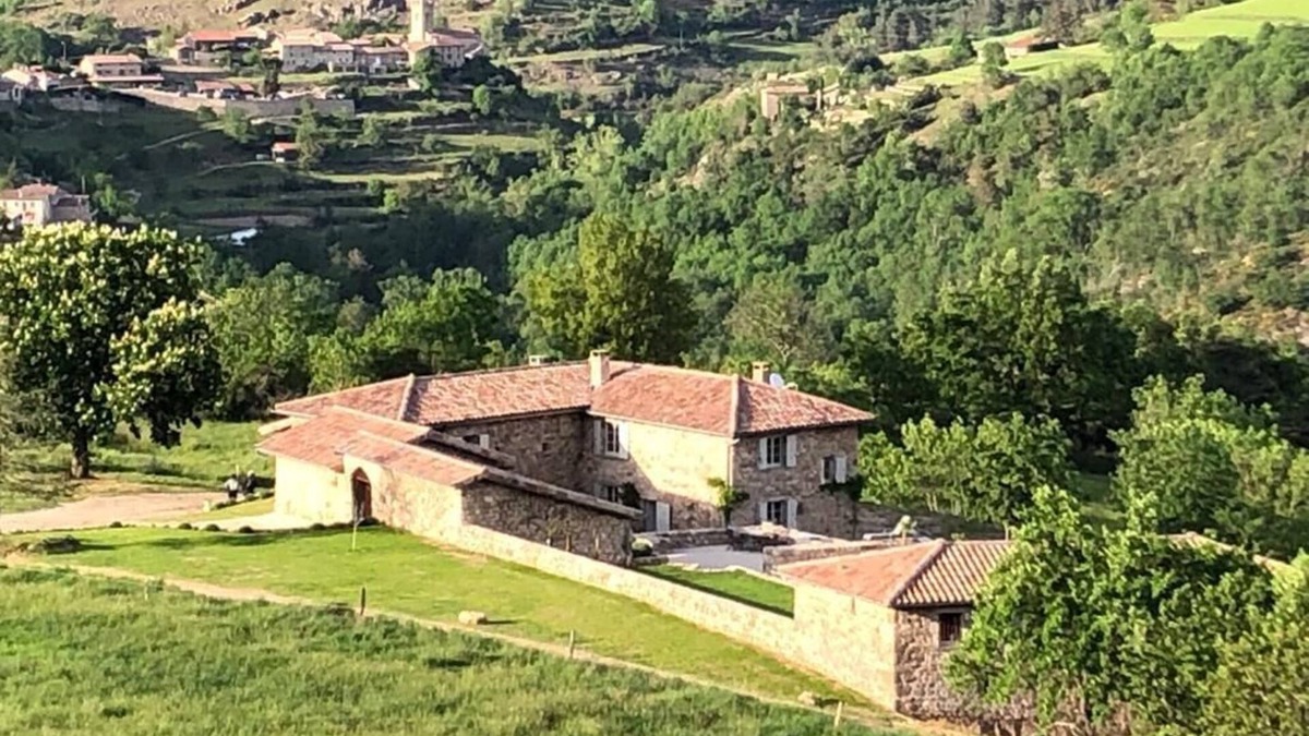 Desaignes House | For a peaceful stay, old building with panoramic view