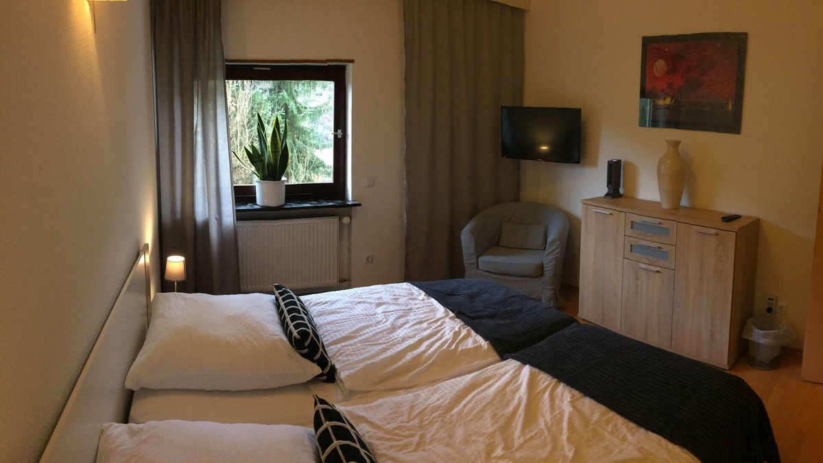Schonau Apartment | For families and small groups - beautiful, large and stylish 3 room apartment