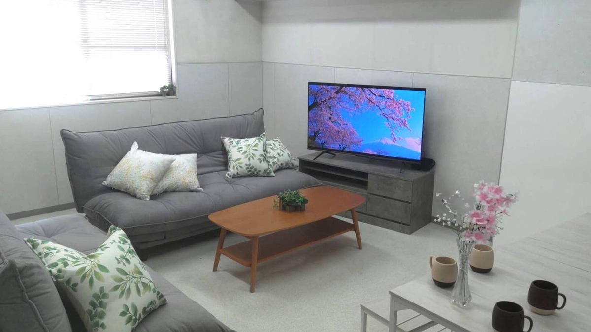 Konohana Apartment | [For Groups] Entire House up to 21 Guests｜Near USJ, Umeda &Namba｜Ideal for Teams