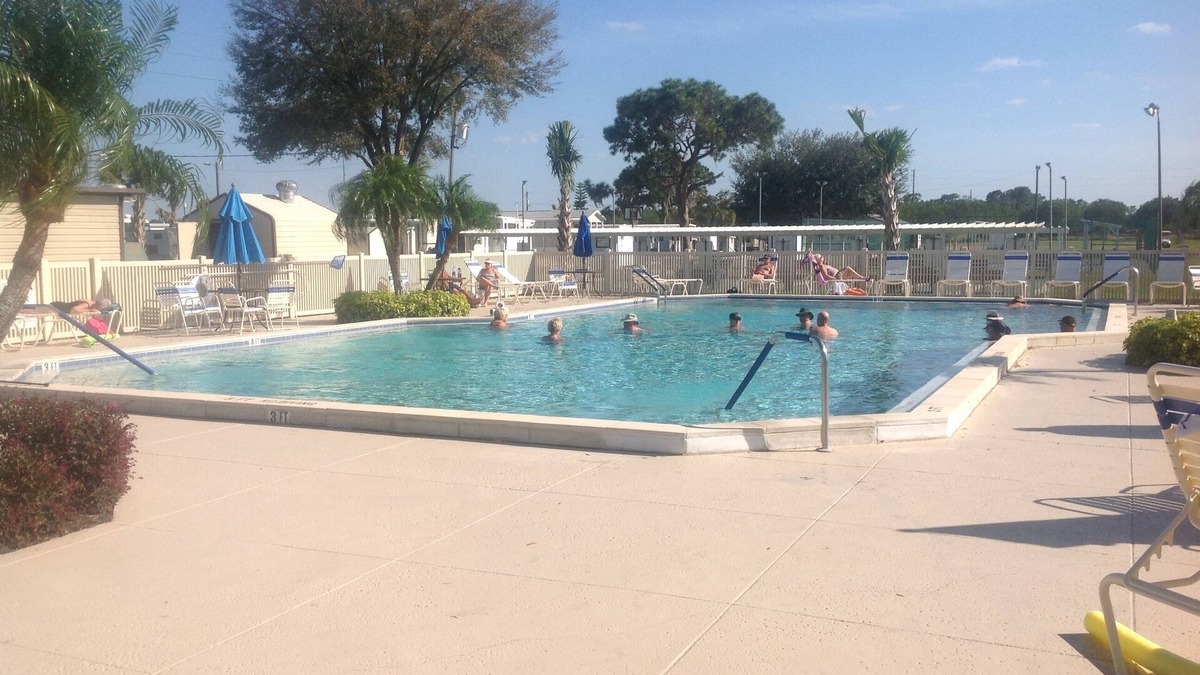 Florida South Atlantic Coast House | For rent 2 bedroom and 2 bath in Avon Park Fla.
