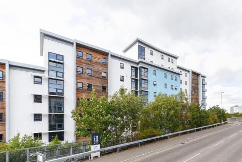 Poole Apartment | For Students Only Corfe House in Poole