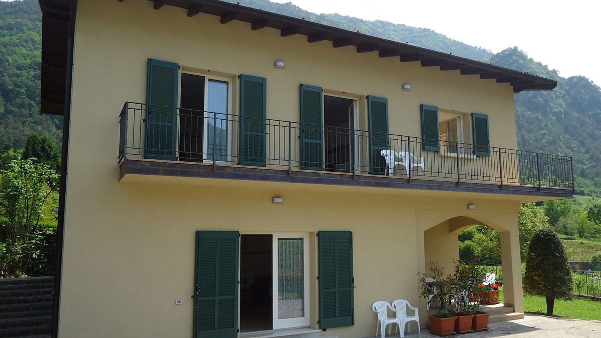 Crone House | For the holiday with big family, friends or grandparents, only 500m to the lake