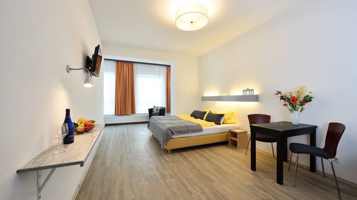 Bahnhofsvorstadt Apartment | Ford Apartment