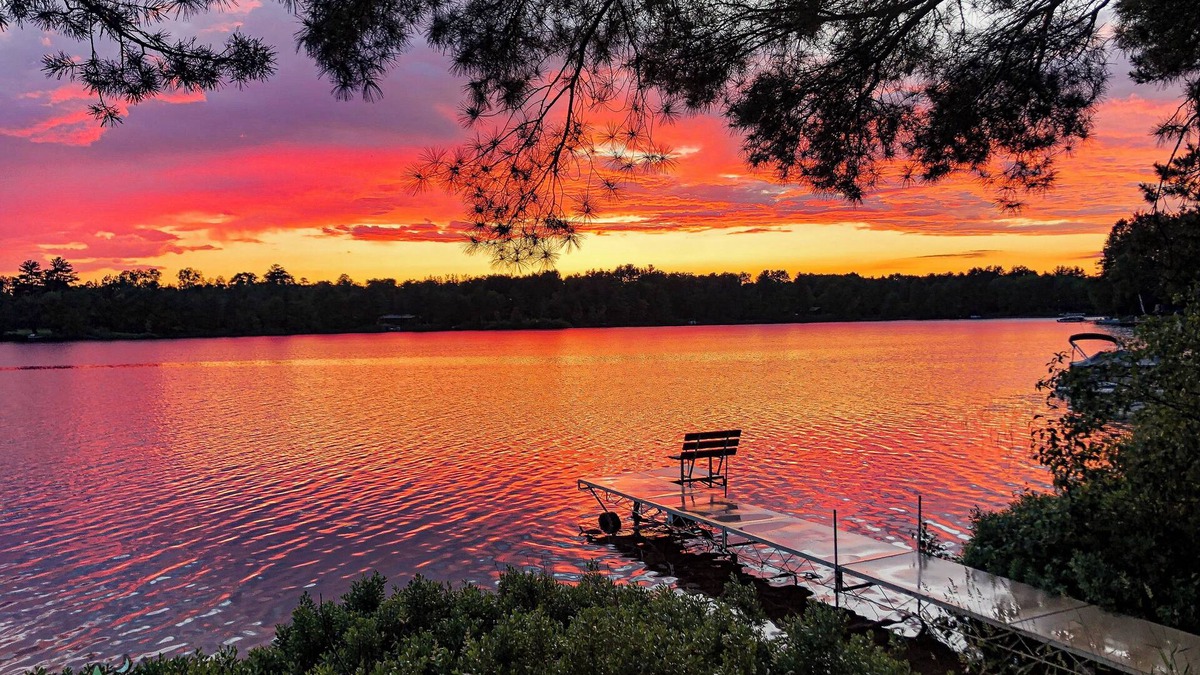Mercer Cabin | Ford's Talpine Cottage on Echo Lake | 2-bedroom lakefront near town