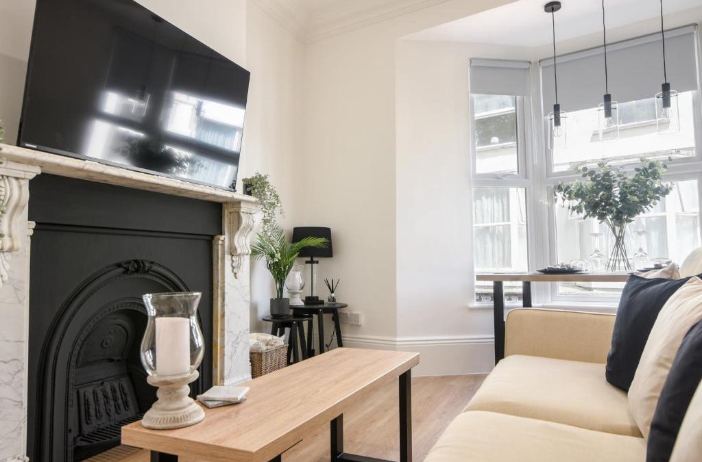Seaton Apartment | Fore Street House - Apartment 2