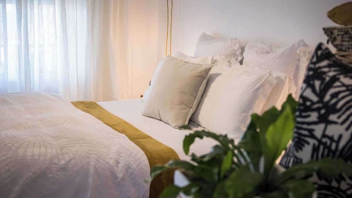 Albany Apartment | Foreshore 105 - a little bit urbane, a little bit natural and a little bit lux!
