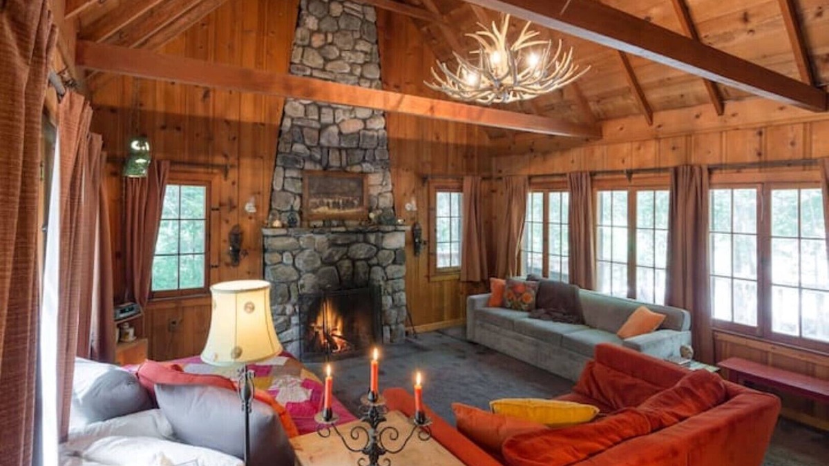 Forest Falls Cabin | Forest Falls Creekside Cabin