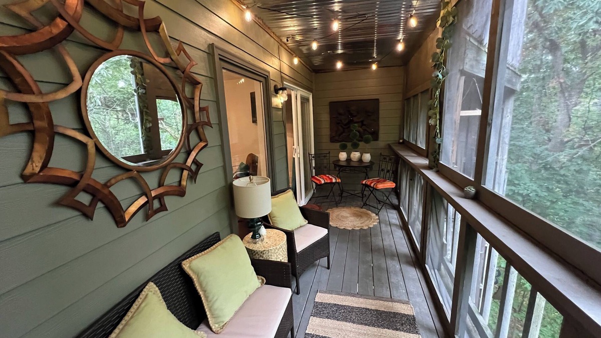 Avoca Condo | Forest Getaway & Golf at Lake