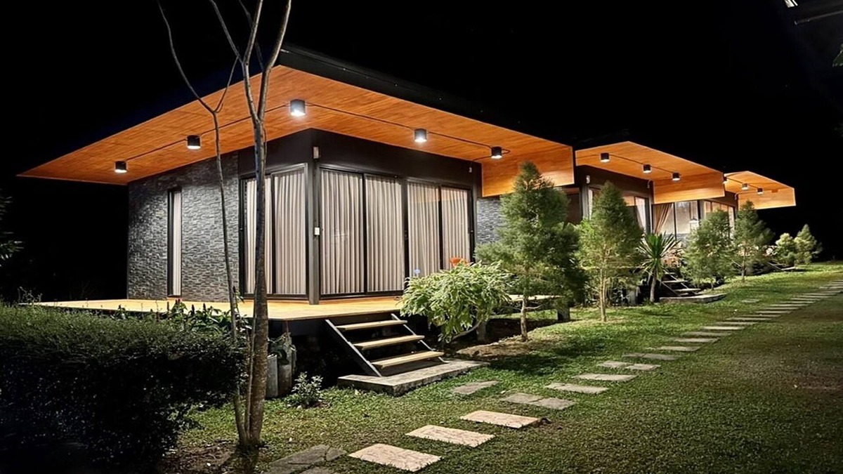 Sanamchai Hotel | Forest Hill Resort