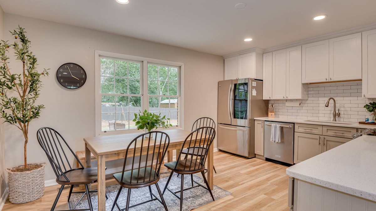 Forest Hills House | Forest Hills Cottage! Central location!