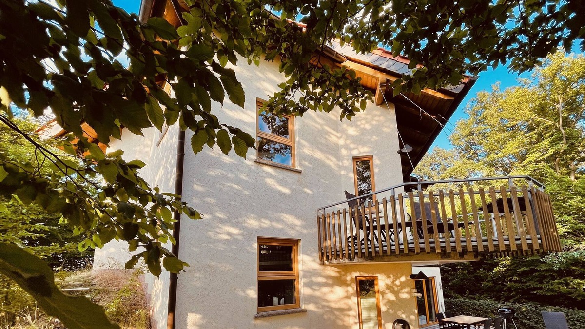 Scheid Apartment | Forest & Lake vacation apartment