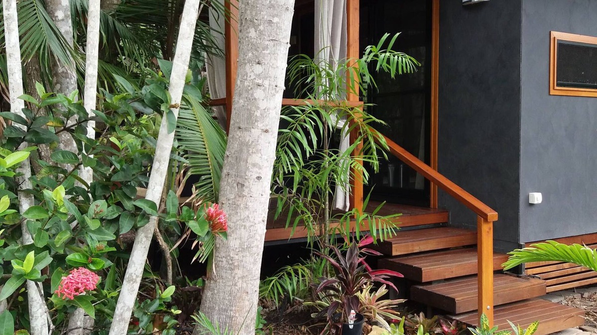 Captain Creek House | Forest Lodge: Little Villa