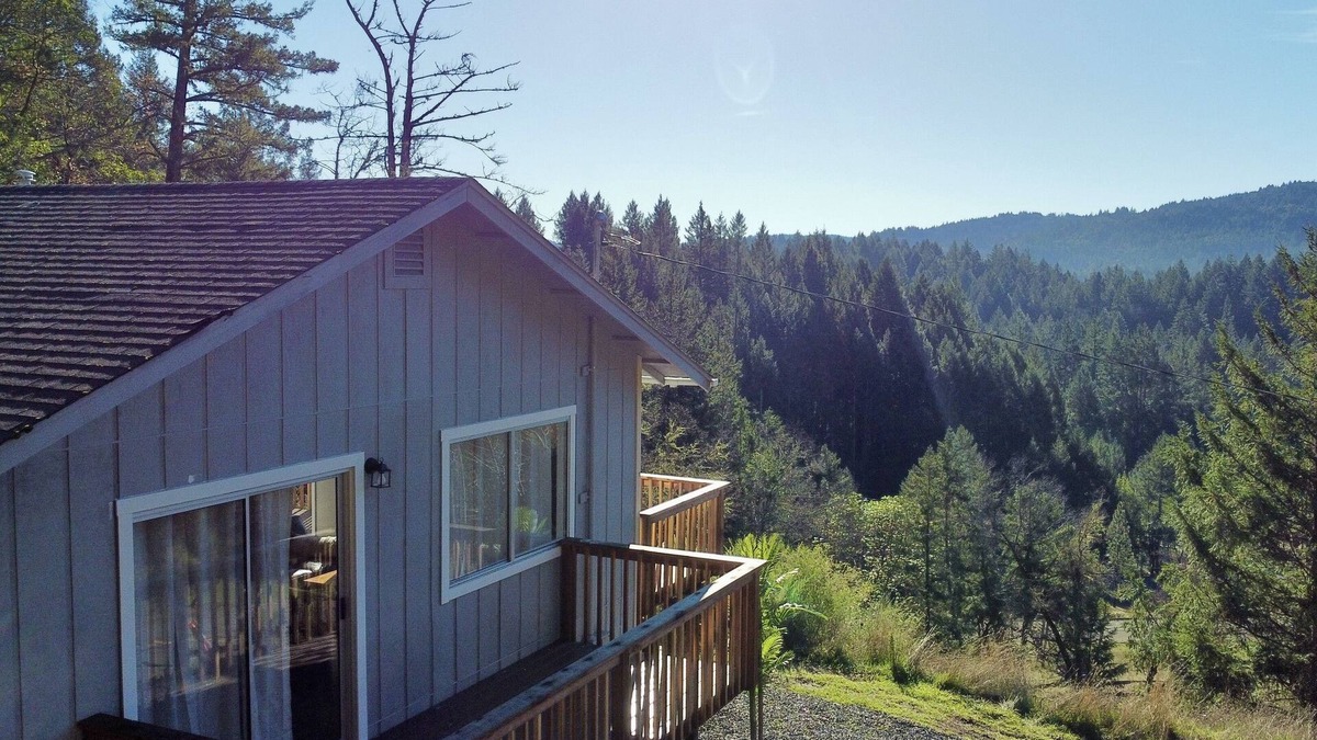 Willits House | Forest Oasis W/Sunset Views