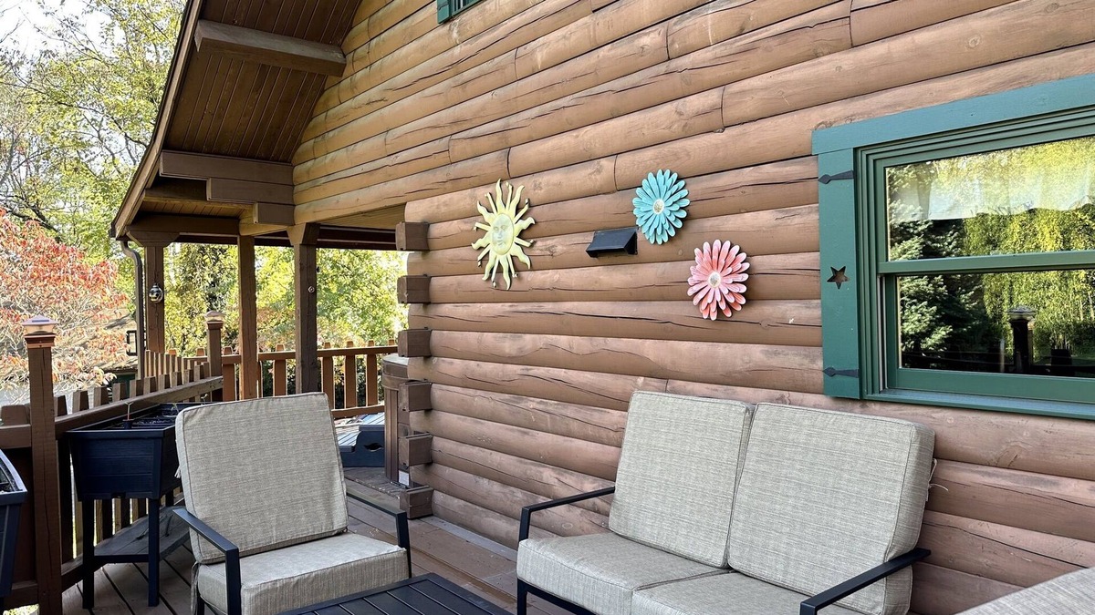 Middletown Cabin | Forest Tree Log Cabin - middletown/Harrisburg/Hershey/Lancaster/York