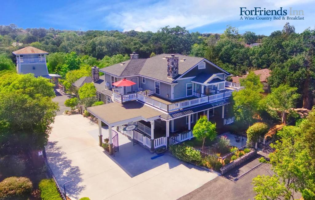 Santa Ynez Bed & Breakfast | ForFriends Inn Wine Country Bed and Breakfast
