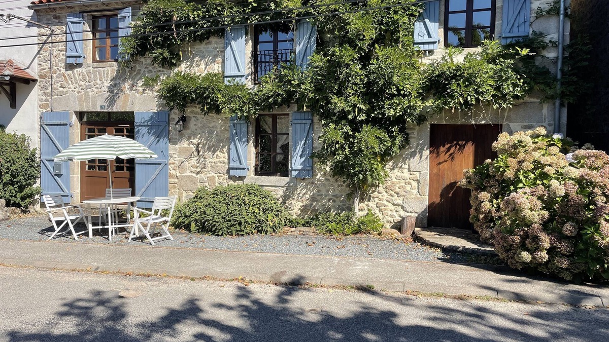 La Chapelle Montbrandeix House | Former rustic bakery, four bedrooms, with pool in idyllic village