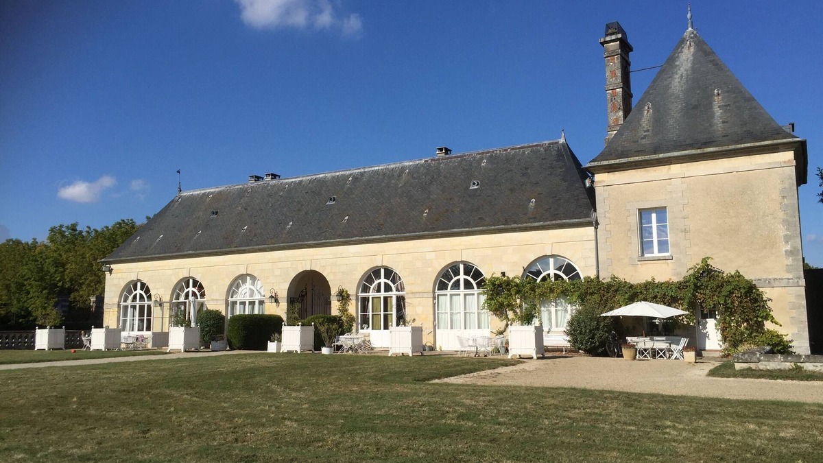 Ocquerre House | Former Castle Orangery 30 minutes from Disneyland