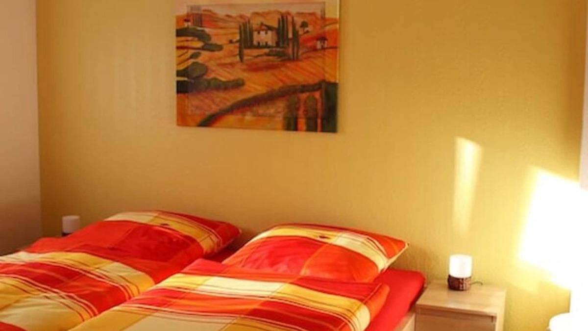 Gronau Apartment | Former farmhouse child-friendly, 180 upper floor!