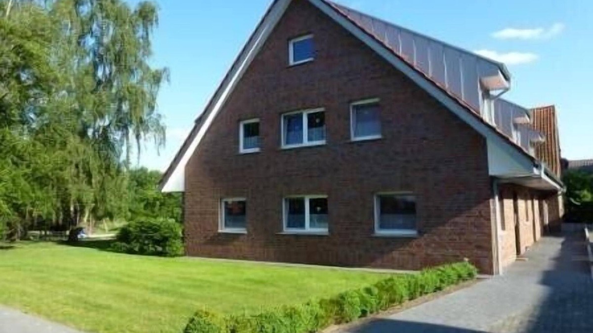 Gronau Apartment | Former farmhouse child-friendly, 178 first floor barrier-free