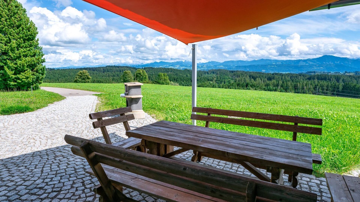Buchenberg House | Former. Mountain farm on a sunny southern slope with a beautiful mountain view, secluded location