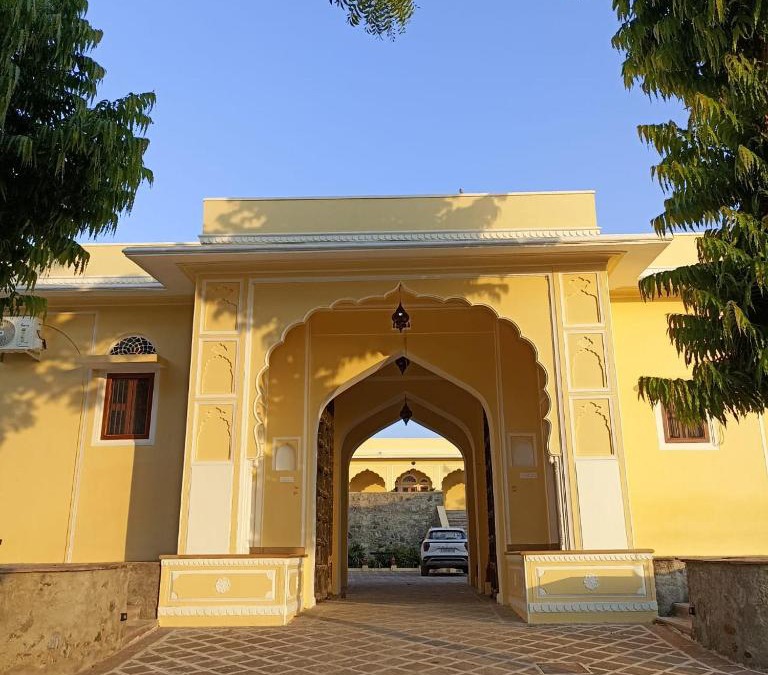 Kekri Hotel | Fort Chabariya