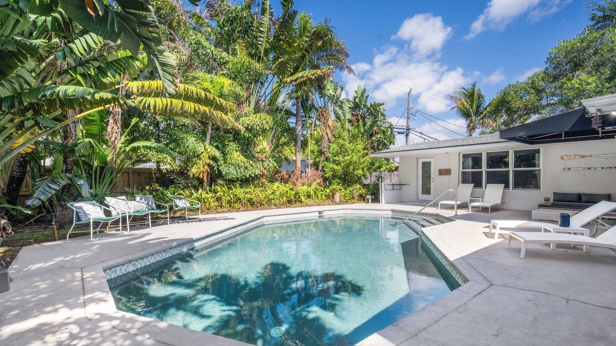 North Corals House | FORT LAUDERDALE Spacious house with heated pool and garden