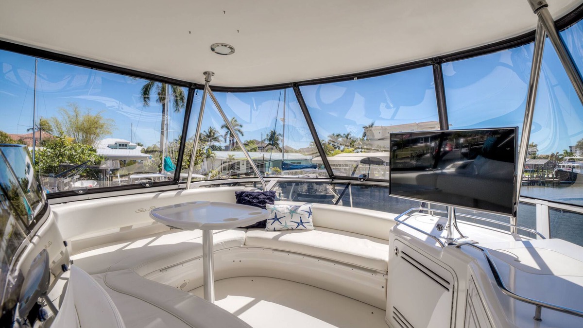 Siesta Isle Boat Rental | Fort Myers Beach - Yacht Stay