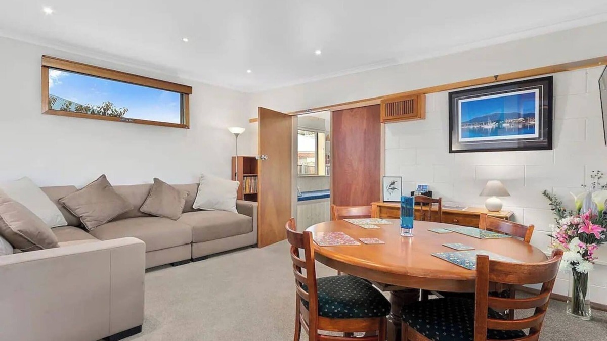 Lindisfarne Cottage | Forty South Cottage A Secluded Waterside Getaway