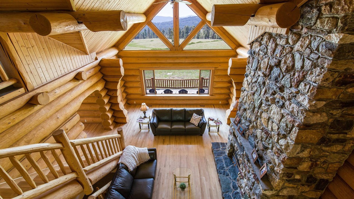 Rock Creek Cabin | Fossen's Guest Lodge - 5000 sq. ft majestic custom log home! Breathtaking view!