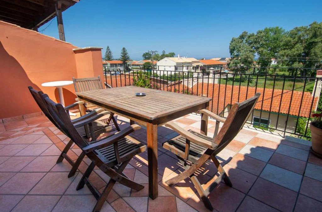 Acharavi Apartment | Fotios Roof apartment
