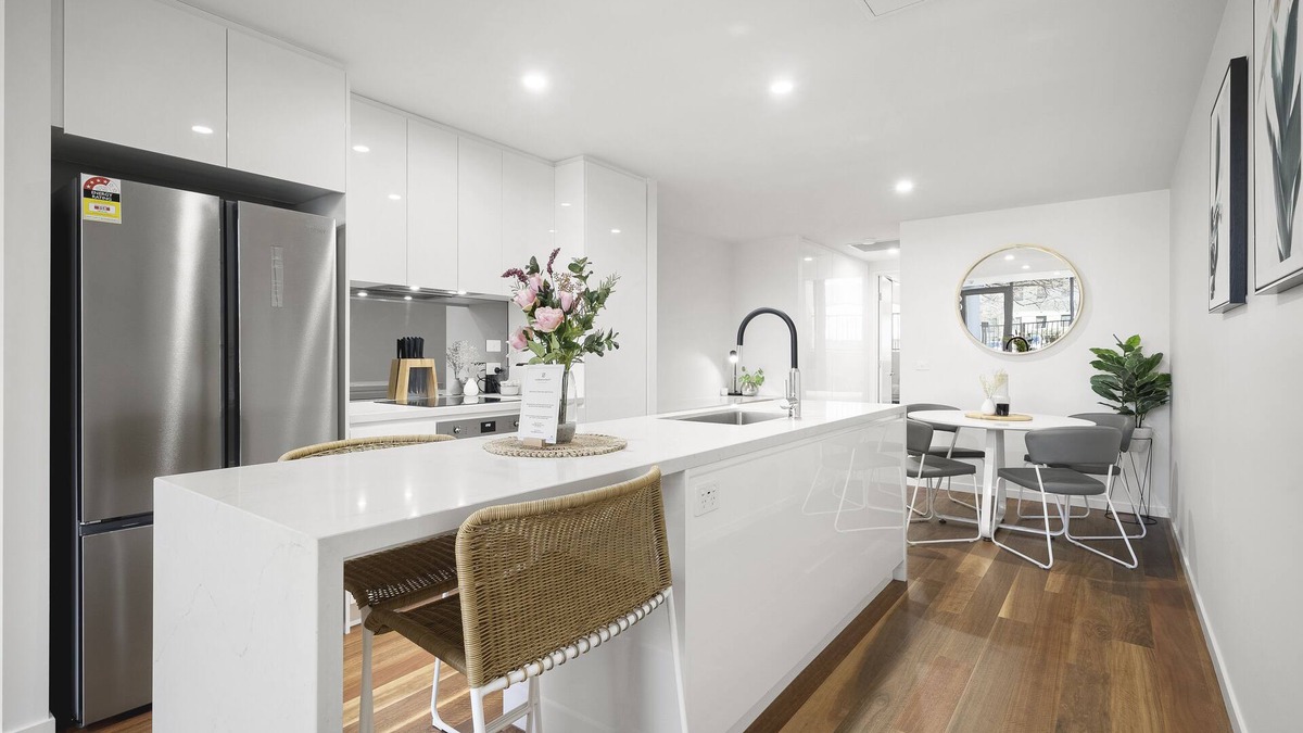 Braddon Apartment | Founders Lane Apartments by Urban Rest