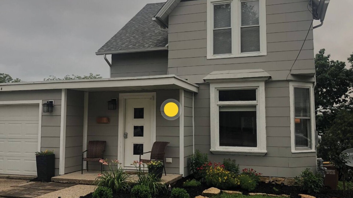 Albert Lea House | Fountain Blue - Lakeside