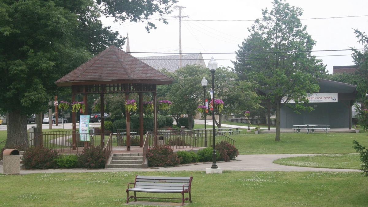Van Wert Hotel | Fountain Inn